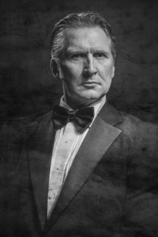 Andrew Robinson