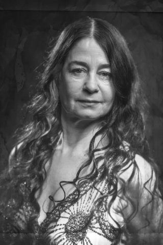 Gabrielle L Malone