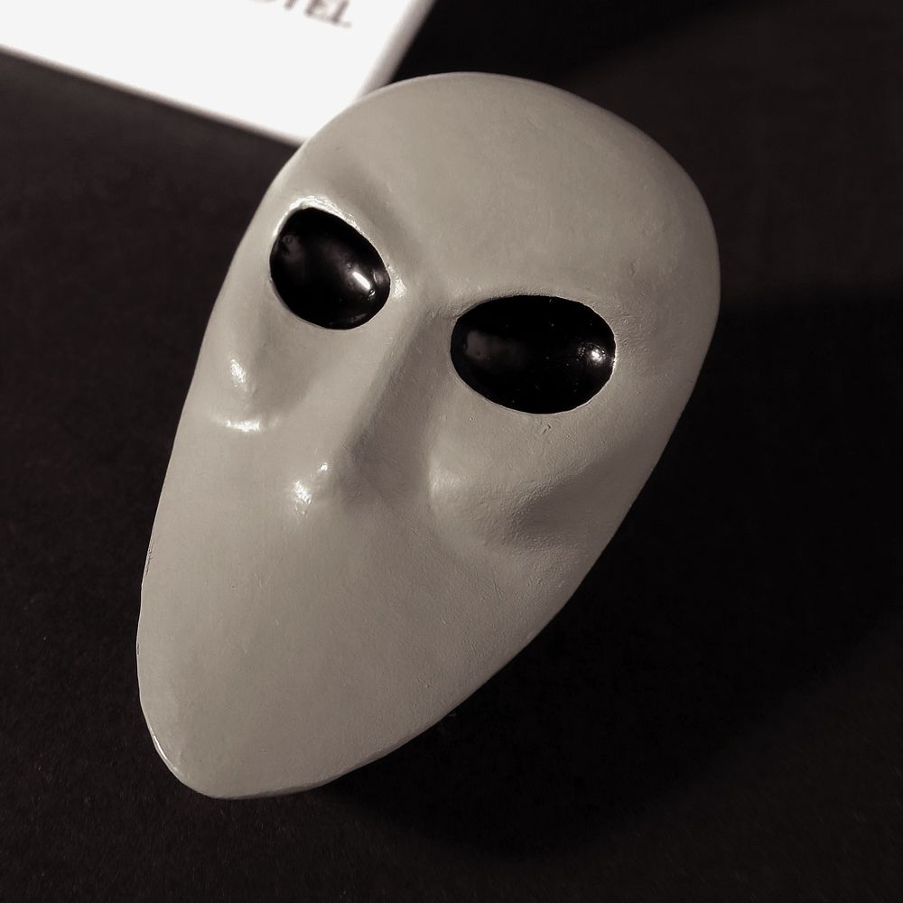 SNM Mask Magnet